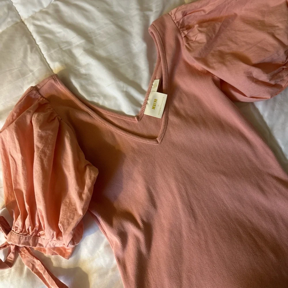 Maeve by Anthropologie Puff Sleeve Ribbed V-Neck Top - Picture 2 of 6